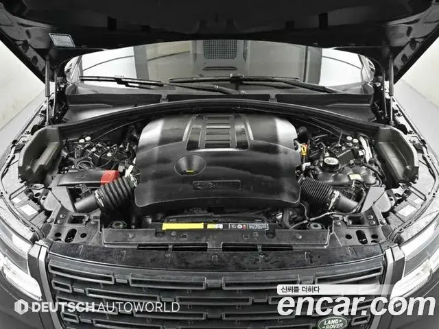 Land Rover Range Rover Velar 2025 — Şəkil 13/20