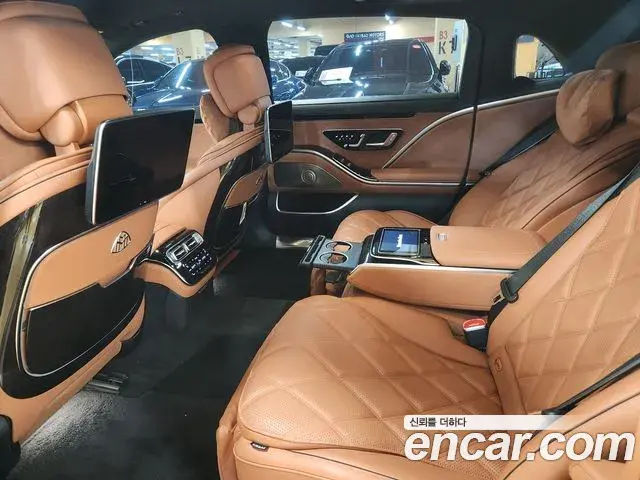 Mercedes-Benz S-Class 2022 — Photo 7/20