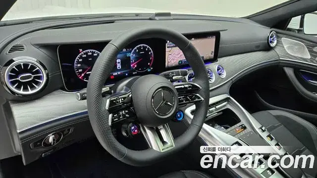 Mercedes-Benz AMG GT 2025 — ფოტო 1/17