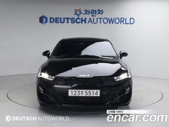 Kia K5 2023 — Photo 10/20