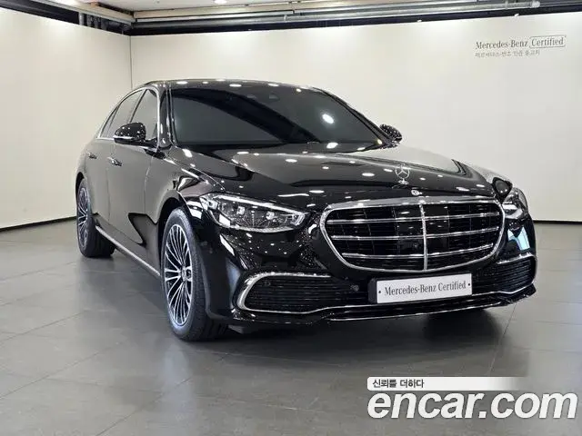 Mercedes-Benz S-Class 2025 — ფოტო 14/20