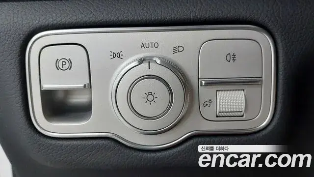 Mercedes-Benz GLE-Class 2025 — Фото 17/20