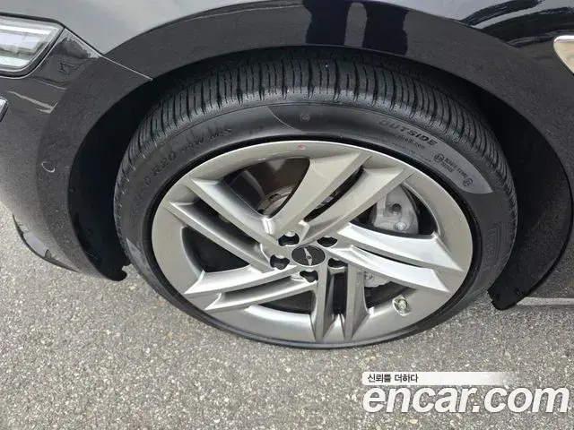 Genesis G80 2024 — Şəkil 14/20