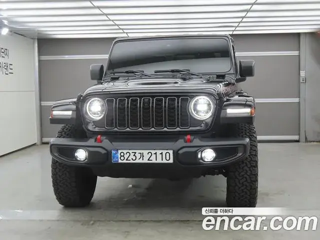 Jeep Gladiator 2025 — ფოტო 13/20