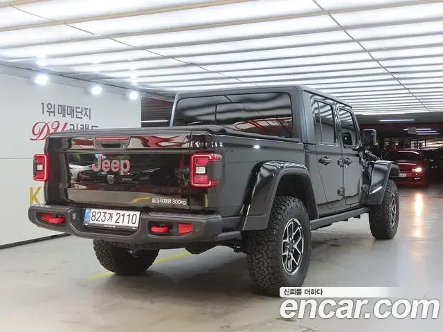 Jeep Gladiator 2025 — ფოტო 11/20