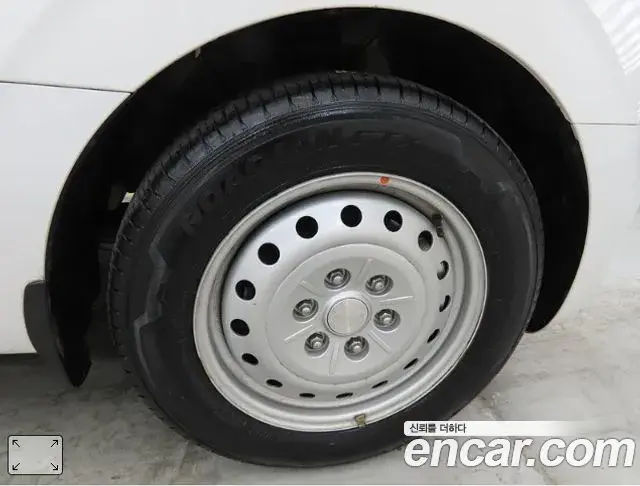Hyundai Staria 2024 — Фото 4/20
