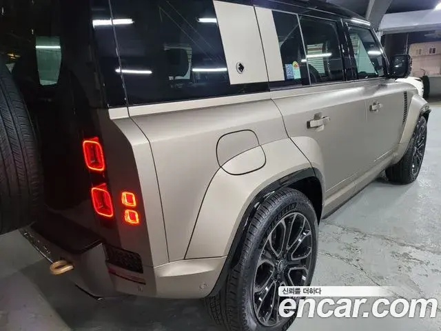 Land Rover Defender 2025 — Şəkil 15/20