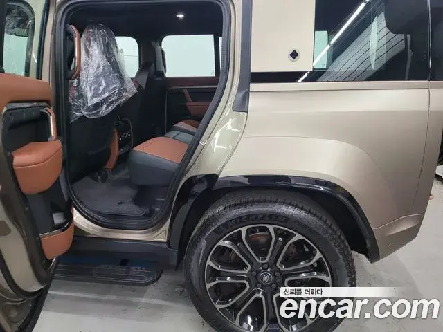 Land Rover Defender 2025 — Şəkil 7/20