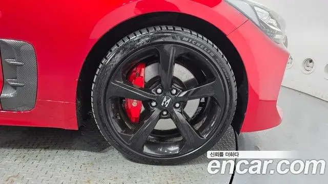 Kia Stinger Meister 2022 — Photo 23/39