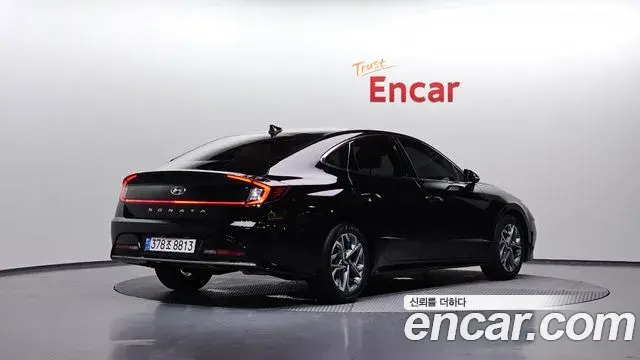 Hyundai Sonata Hybrid 2021 — Şəkil 16/30