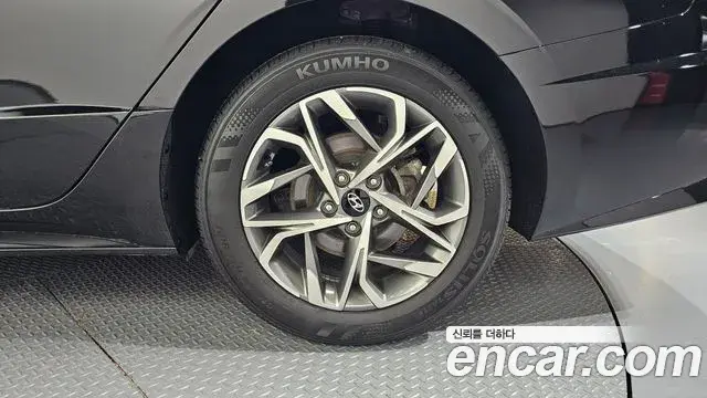 Hyundai Sonata Hybrid 2021 — Şəkil 11/30