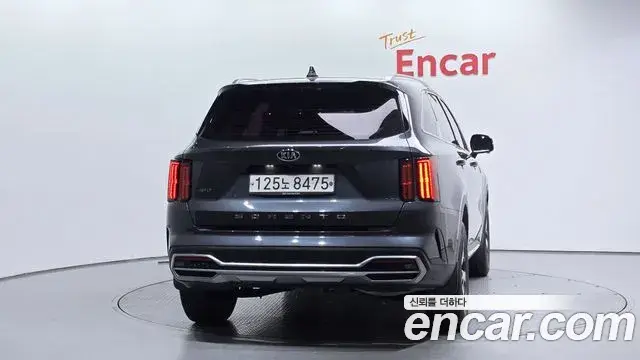 Kia Sorento 2020 — Фото 3/20