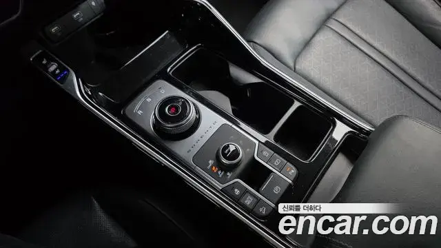 Kia Sorento 2020 — Фото 8/20