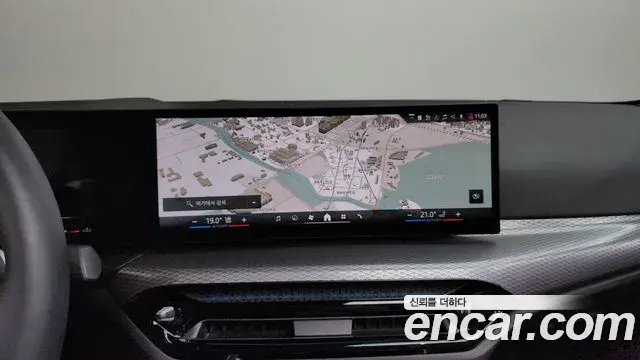 BMW 4 Series 2025 — Photo 12/20