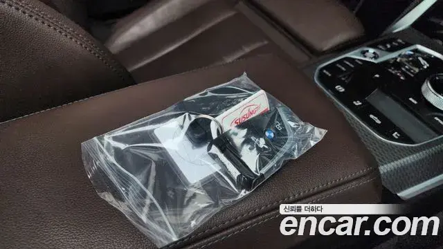 BMW 4 Series 2025 — Photo 15/20