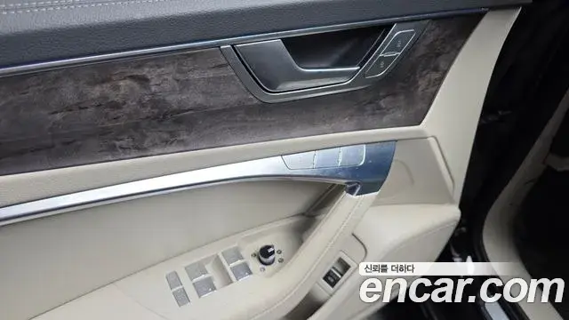 Audi A6 2021 — Şəkil 26/33