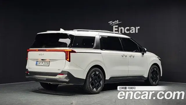 Kia Carnival 2024 — Photo 38/44