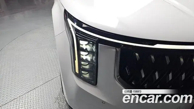 Kia Carnival 2024 — Photo 34/44