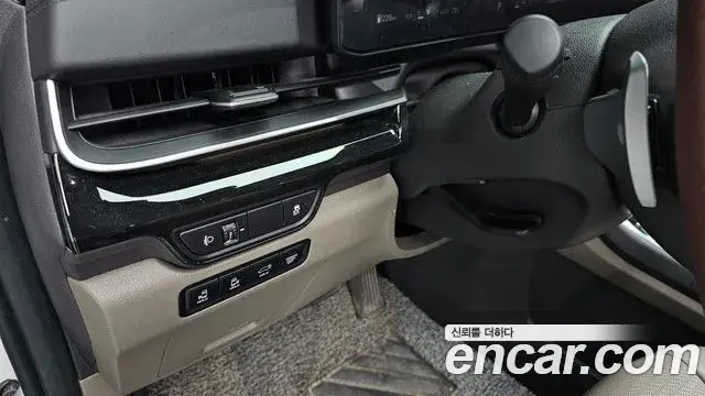 Kia Carnival 2024 — Photo 43/44