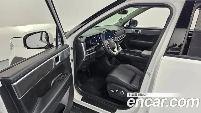 Hyundai Santa Fe 2023 — ფოტო 13/33