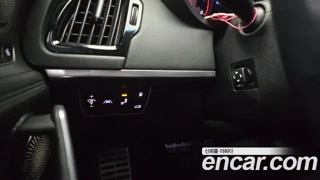 Kia Stinger 2018 — Photo 4/36
