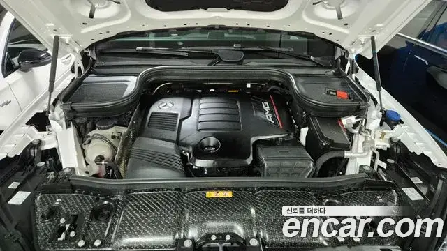 Mercedes-Benz GLE-Class 2025 — Photo 17/19