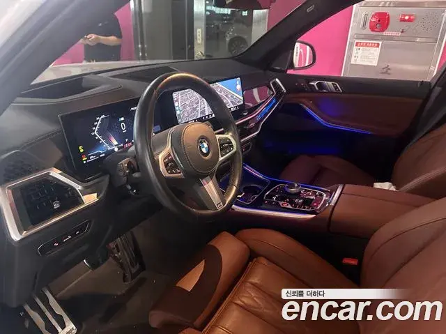 BMW X7 2023 — ფოტო 5/11