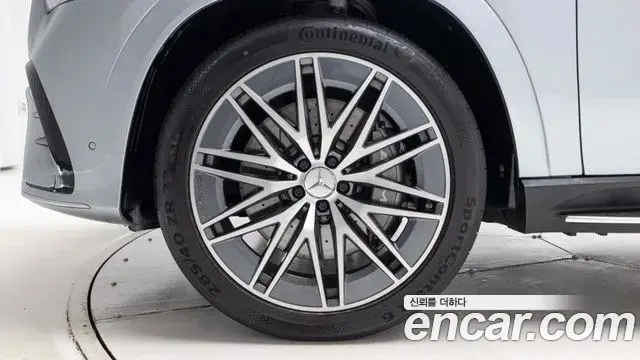 Mercedes-Benz GLE-Class 2025 — Фото 4/20