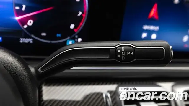Mercedes-Benz GLE-Class 2025 — Фото 19/20