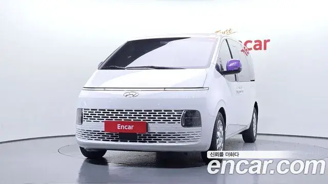 Hyundai Staria 2022 — Photo 3/20
