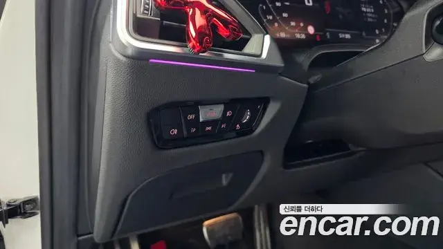 BMW M4 2023 — Şəkil 15/31