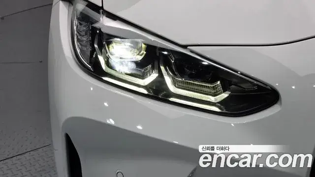 BMW M4 2023 — Şəkil 20/31