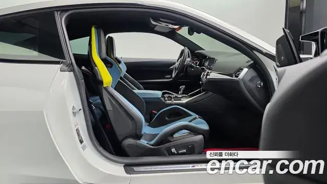 BMW M4 2023 — Şəkil 19/31