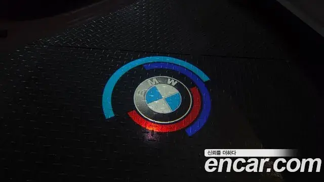 BMW M4 2023 — Şəkil 6/31
