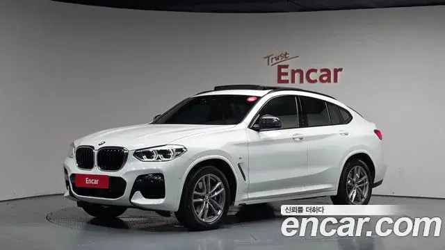 BMW X4 2021 — Фото 1/20