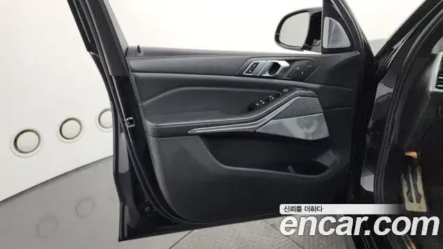 BMW X5M 2020 — Şəkil 16/32