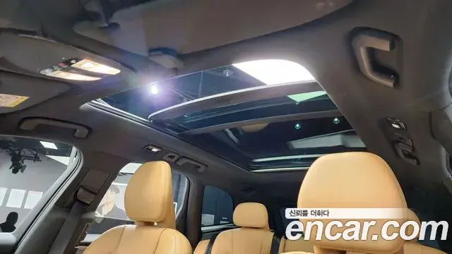 Volvo XC60 2024 — Şəkil 33/35
