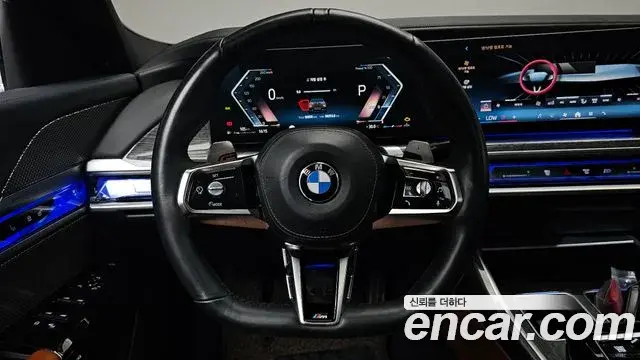 BMW 7 Series 2023 — Фото 13/20