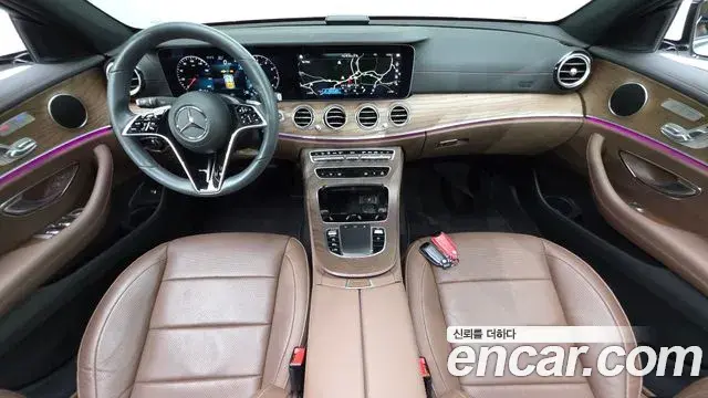Mercedes-Benz E-Class 2023 — Фото 7/20
