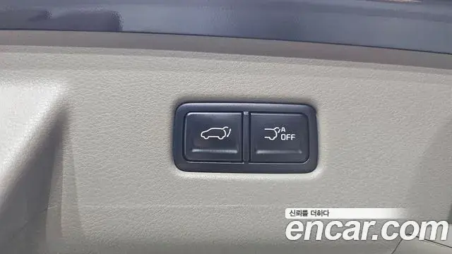 Kia Carnival 2025 — Фото 15/20