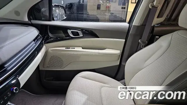 Kia Carnival 2025 — Photo 26/30