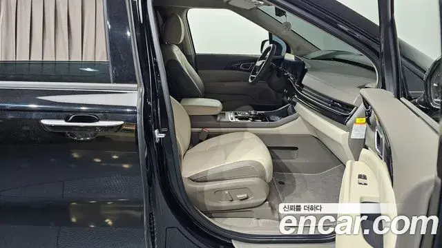 Kia Carnival 2025 — Photo 15/30