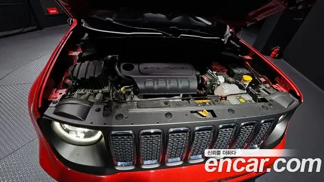 Jeep Renegade 2021 — Photo 20/20