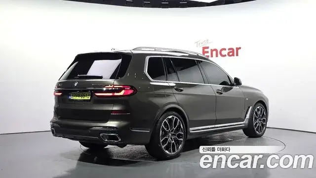 BMW X7 2025 — Фото 2/20
