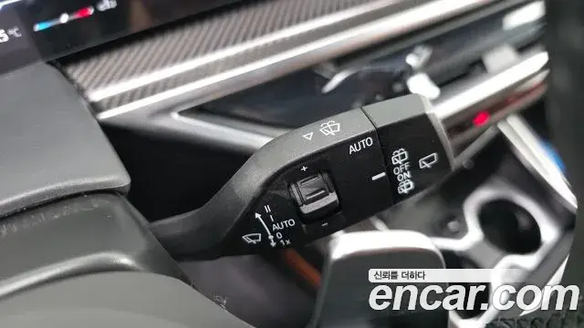 BMW X7 2025 — Photo 11/34