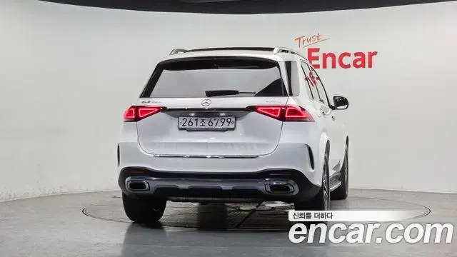 Mercedes-Benz GLE-Class 2020 — Фото 4/20