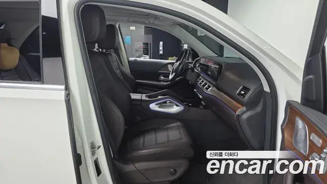 Mercedes-Benz GLE-Class 2020 — Фото 11/20