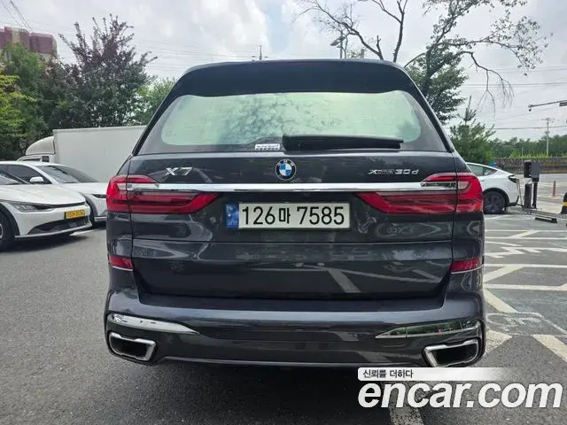 BMW X7 2020 — Фото 1/20