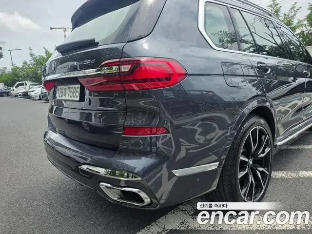 BMW X7 2020 — Фото 3/20