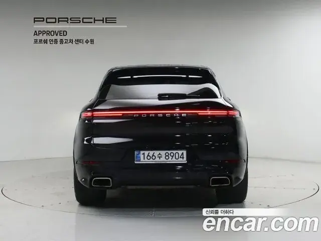 Porsche Cayenne 2025 — Photo 12/20